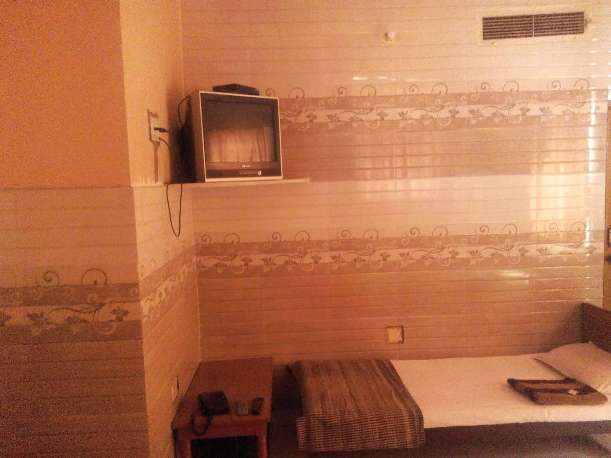 Hotel Bharat Palace Jaipur Bagian luar foto